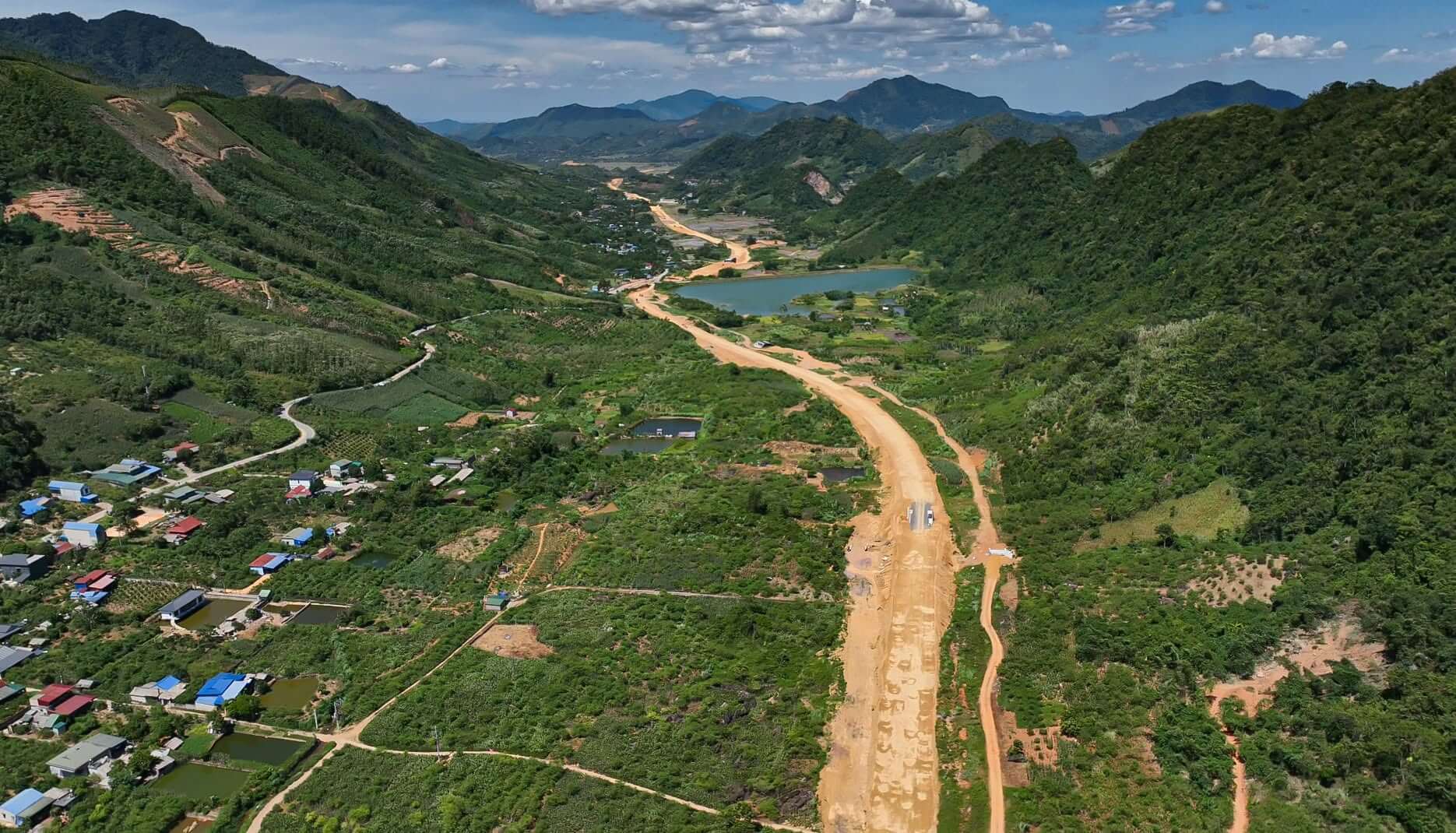 Tiến độ cao tốc Mộc Châu Hòa Bình